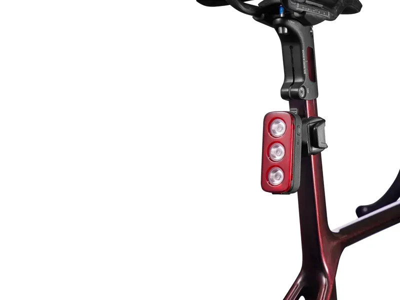 Giant - Recon+ TL 300 Rechargeable Rear Light-3