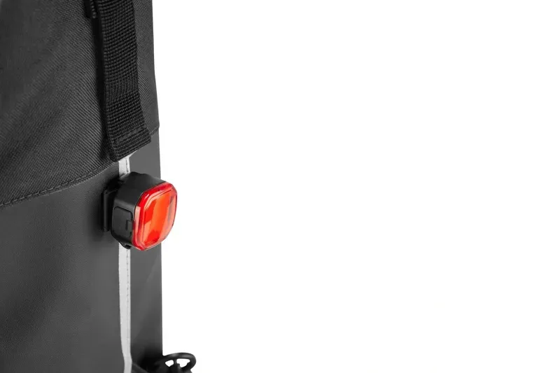 Giant - Transporter Versa G-2 Pannier Bag in Black-6