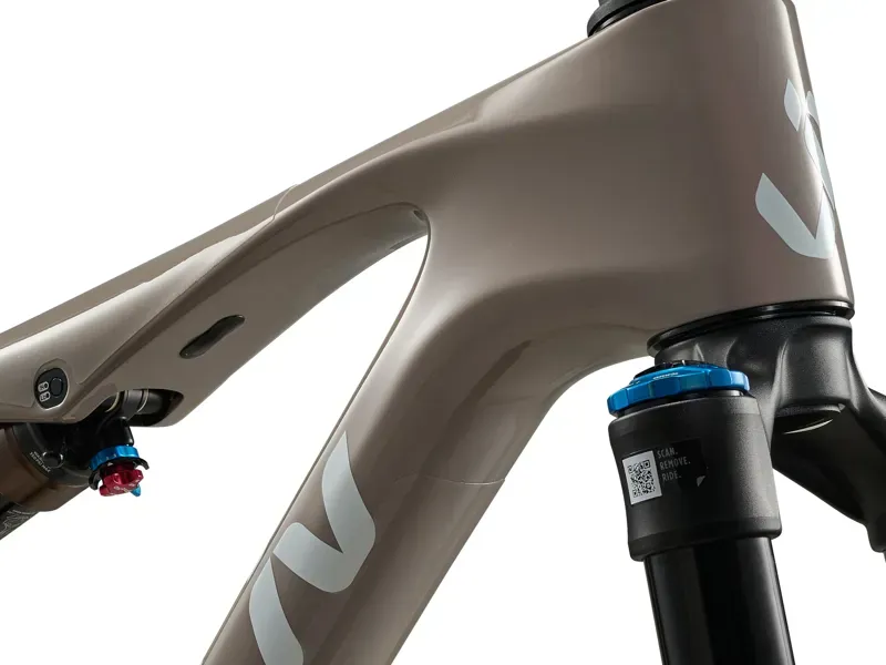 Liv - Pique X Advanced SL 1 Mountain Bike in Dune Beige/Raw Carbon-2