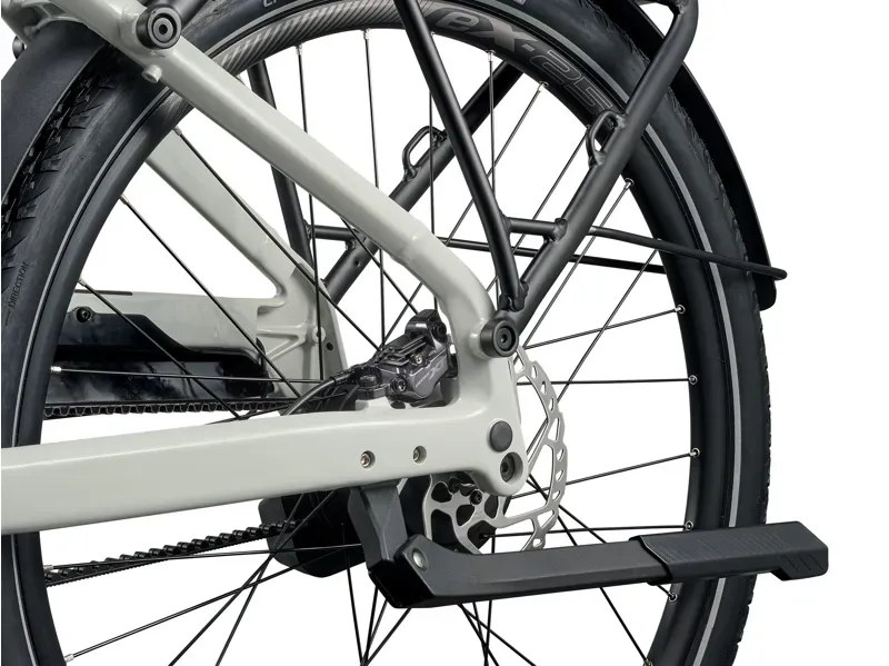 Giant - Explore E+ 0 Electric Hybrid Bike in Snow Drift-7