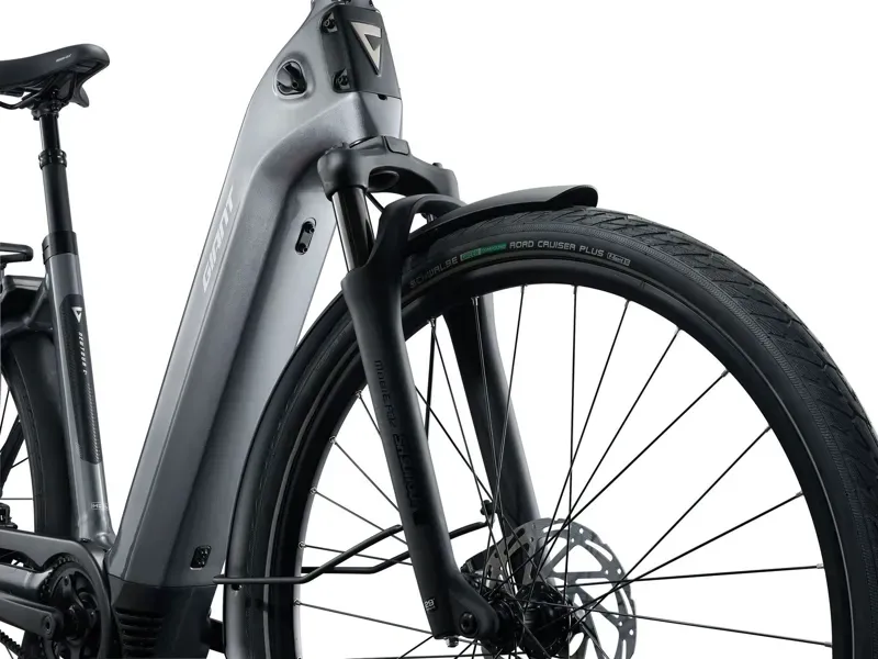 Giant - NewTour E+ 0 LST Electric City Bike in Charcoal-6