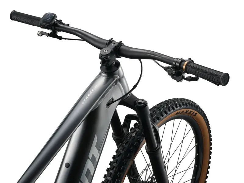 Giant Stance E+ 1 eMountain Bike in Charcoal/Black-2