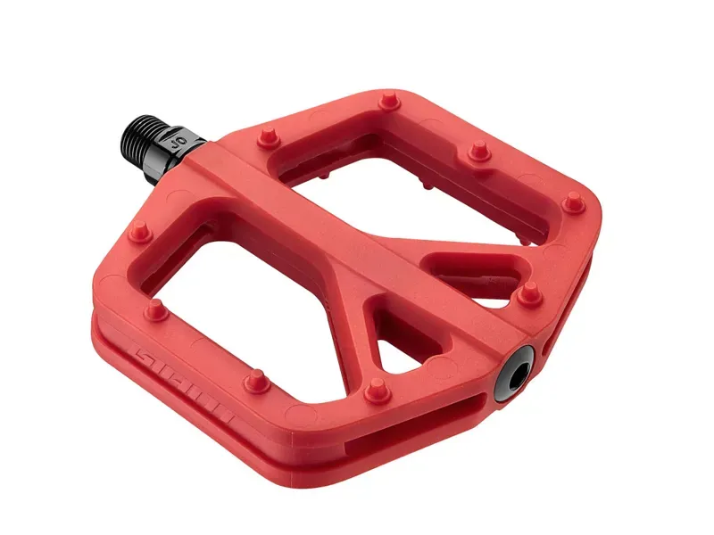 Giant - Pinner Comp Flat Composite Pedals in Red