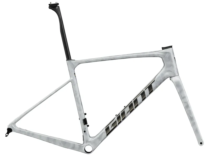 Giant - Defy Advanced Pro Carbon Endurance Road Bike Frameset in Polar Silver