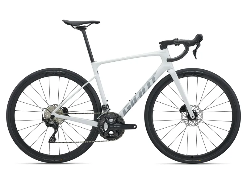 Giant - Defy Advanced 2 Carbon Endurance Road Bike in Pearl White