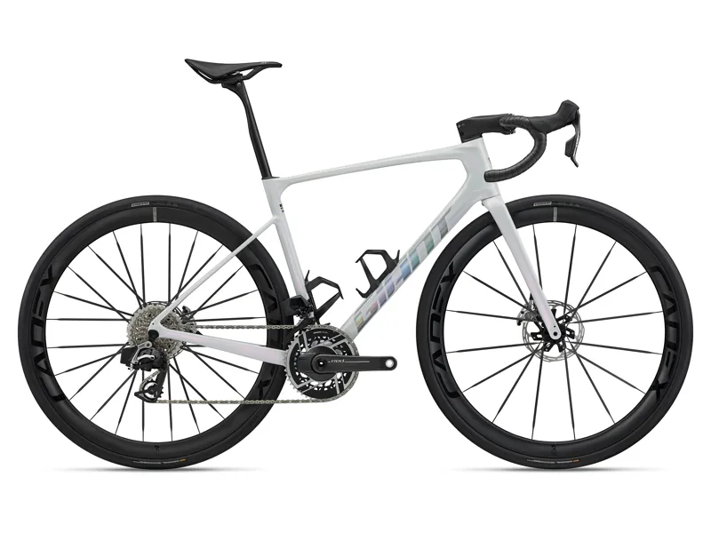 Giant - Defy Advanced SL 0 Carbon Endurance Road Bike in Prism Pearl