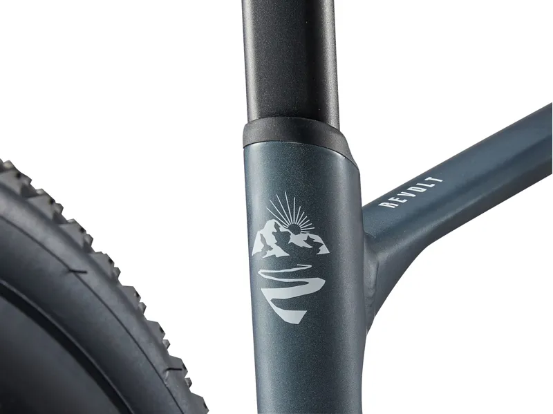 Giant - Revolt 2 Alloy Gravel Bike in Aspha Green-4
