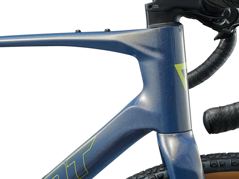 Giant - Revolt Advanced 1 Gravel Bike in Midnight Moon-3