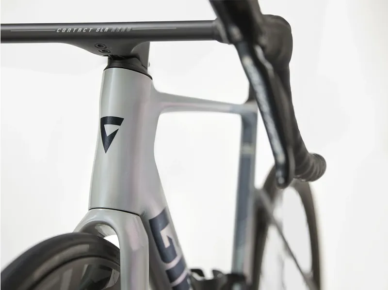 Giant - Propel Advanced Pro-DA Carbon Performance Racing Bike in Superva Grey-3