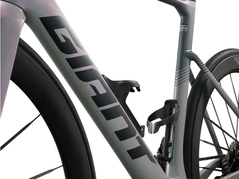 Giant - Propel Advanced Pro-DA Carbon Performance Racing Bike in Superva Grey-7