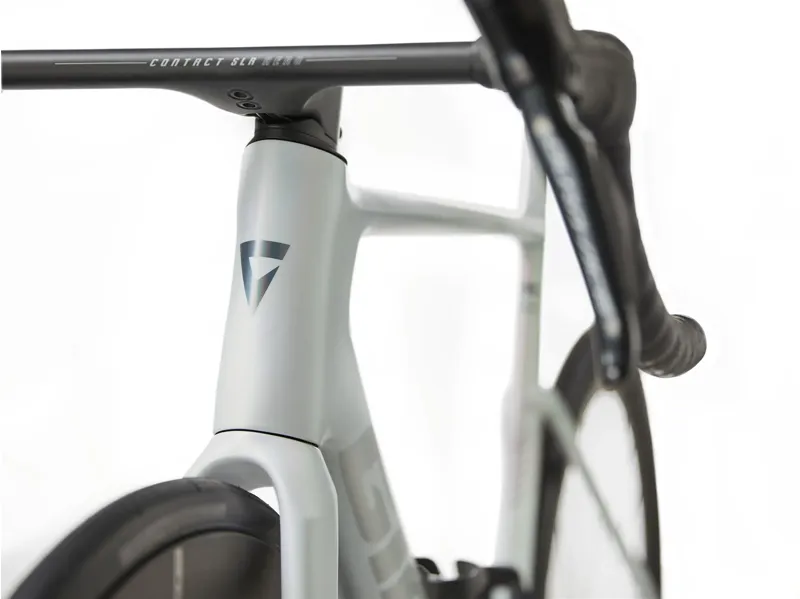 Giant - Propel Advanced SL 0-DA Carbon Performance Racing Bike in Prism White-8