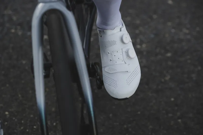 Giant - Surge Pro - Road Shoes in White-4
