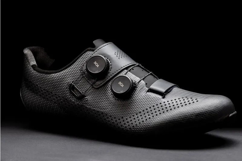 Giant - Surge Pro - Road Shoes in Gunmetal-1