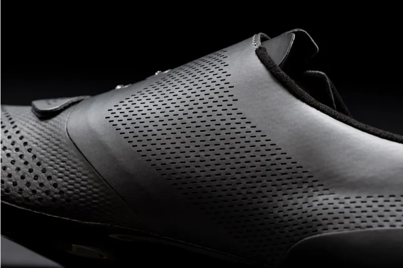 Giant - Surge Pro - Road Shoes in Gunmetal-2