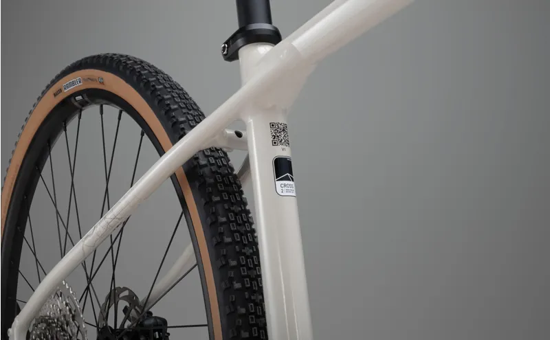 Whyte - RHeO 1 City and Leisure Hybrid Bike in Bone White-6