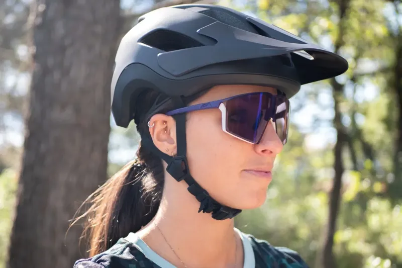 Liv - Roost MIPS Mountain Biking Helmet in Air Glow-7