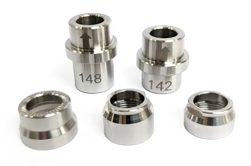 Wahoo - KICKR Thru Axle Kit