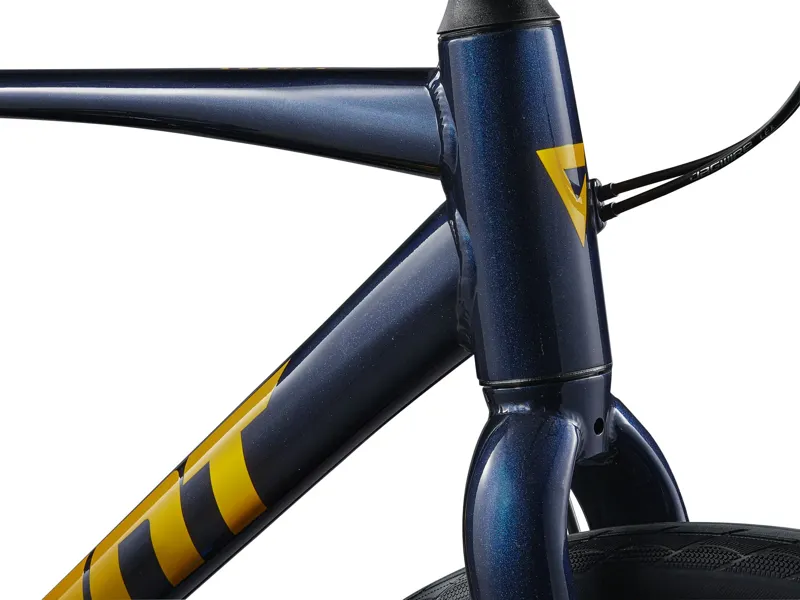 Giant - Escape Disc 3 Hybrid Bike in Ultra Navy-2
