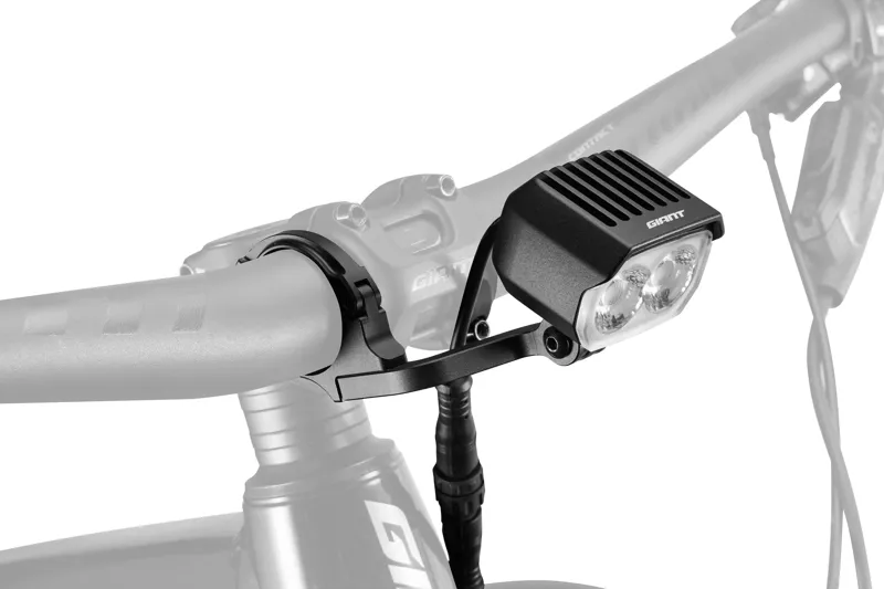 Giant - Recon+ HL 3000 Rechargeable Front Bike Light-2