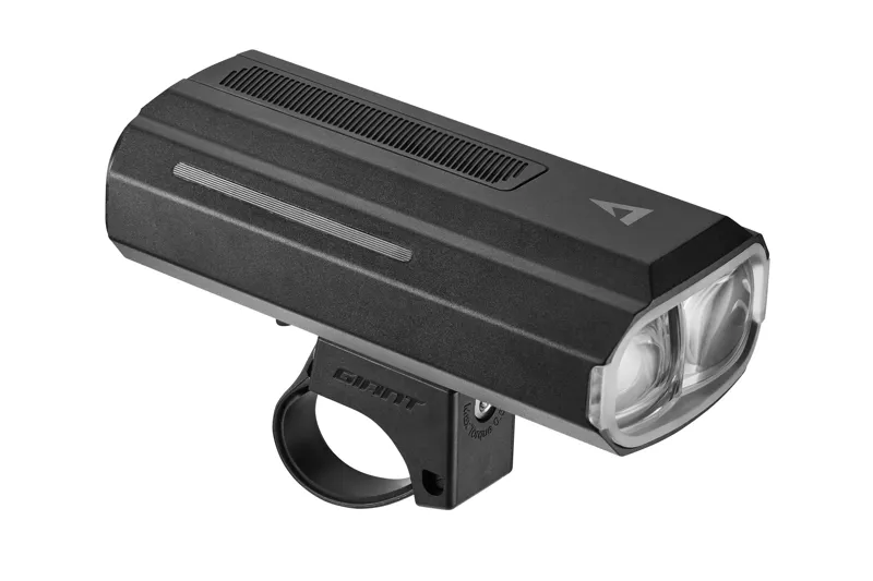 Giant - Recon+ HL 2600 Rechargeable Front Bike Light-2
