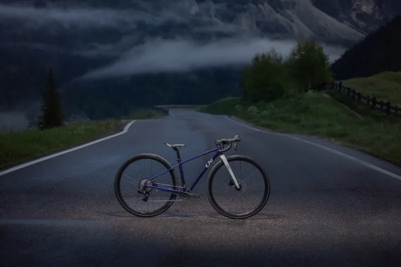 Liv - Seek 2 Aluminum Kids Road Bike in Purple Haze-7