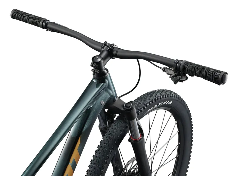 Giant - Talon 2 Hardtail Mountain Bike in Asphalt Green-5