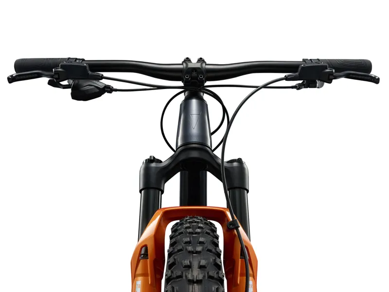 Giant - STP 24 Dirt Jumper Kids Bike in Black Chrome-2