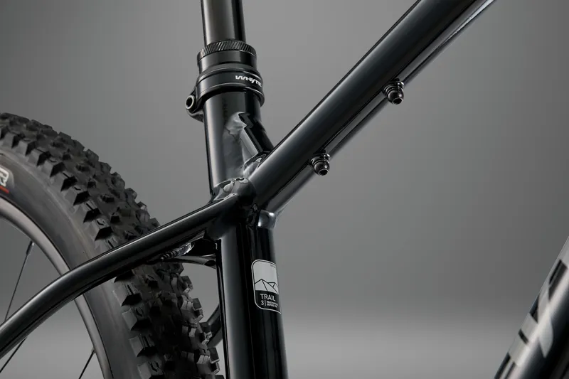 Whyte - Secta RS Hardtail Trail Alloy Mountain Bike in Black-4