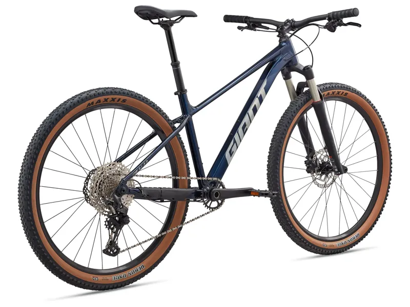 Giant - Talon 0 Hardtail Mountain Bike in Ultra Navy-2